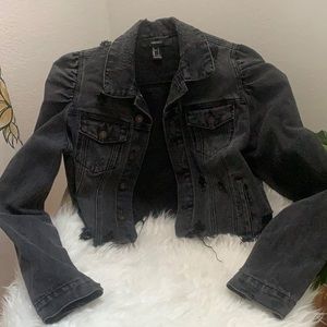 Cropped denim jacket